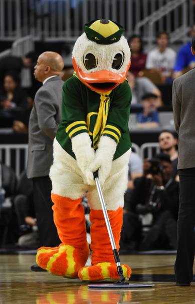 Basket. Arizona State-Oregon Ducks. La mascotte degli Oregon Ducks. Las Vegas, Nevada. Oregon. (Afp)